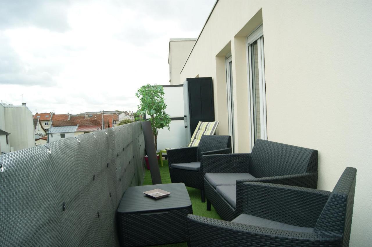 랭스 Victoria-T2-41M2-Balcon, Wifi, Linge, Produits, Menage Inclus 아파트 외부 사진