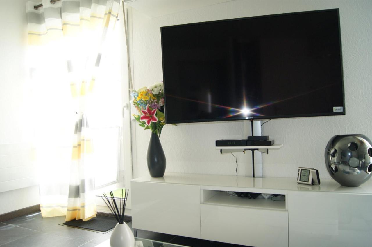 랭스 Victoria-T2-41M2-Balcon, Wifi, Linge, Produits, Menage Inclus 아파트 외부 사진